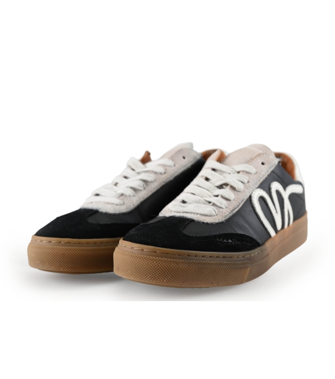 Manfield Sneakers