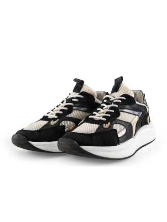 Manfield Sneakers
