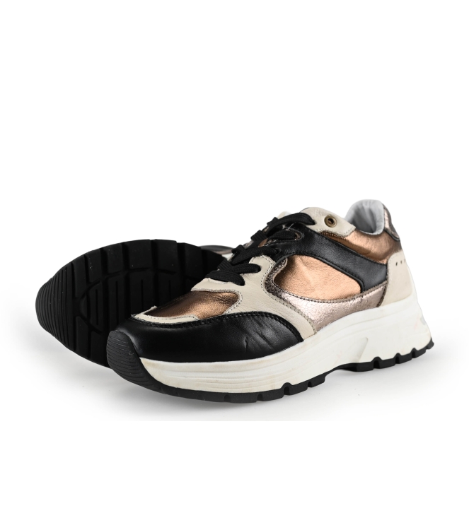Manfield Sneakers