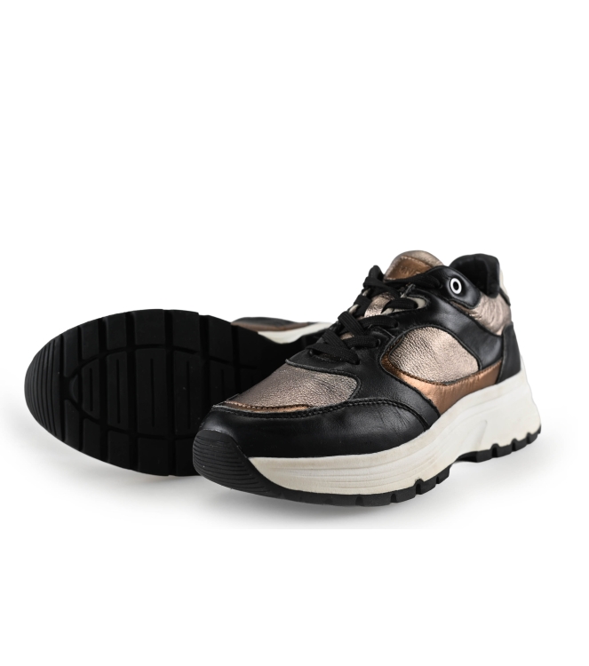 Manfield Sneakers