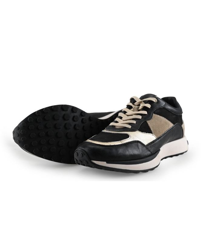 Manfield Sneakers