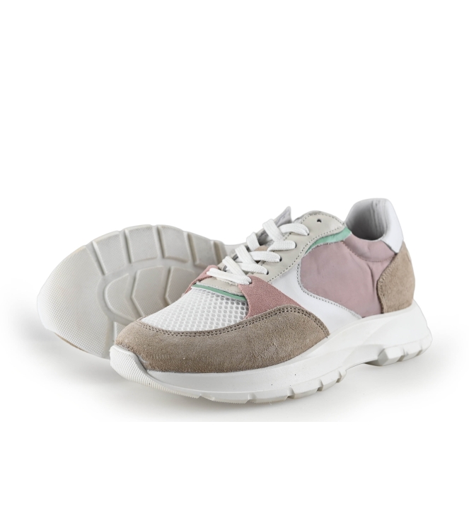 No Stress Sneakers