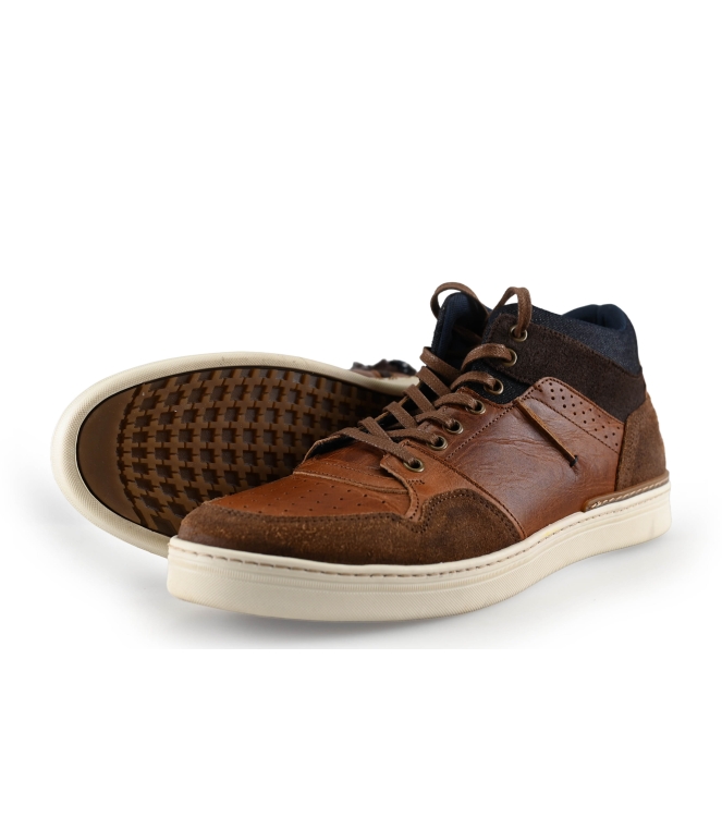 Bullboxer Sneakers