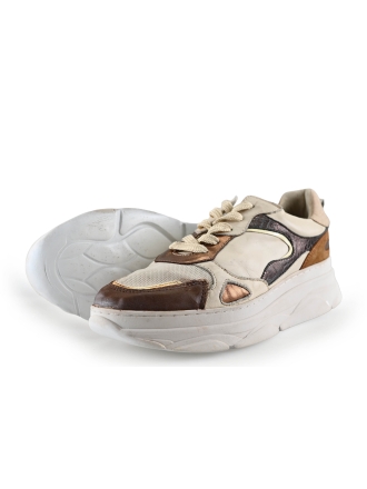 Omoda Sneakers