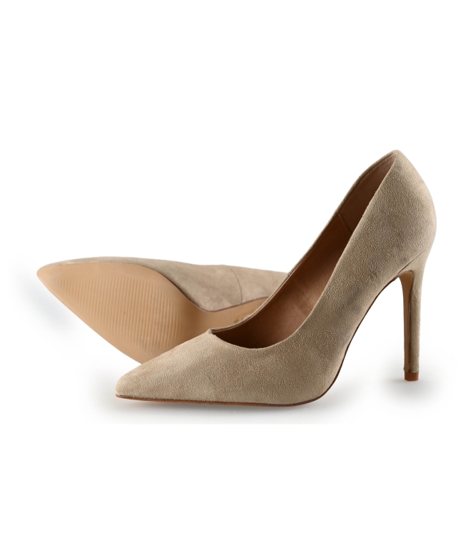 Sacha Pumps