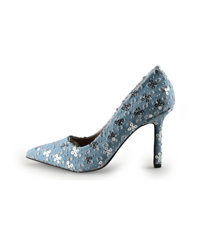 Sacha Pumps