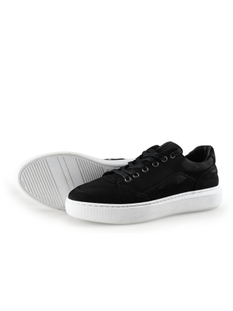 Manfield Sneakers