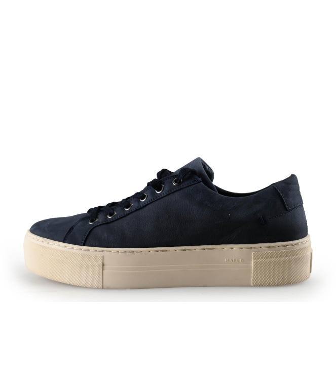 Manfield Sneakers