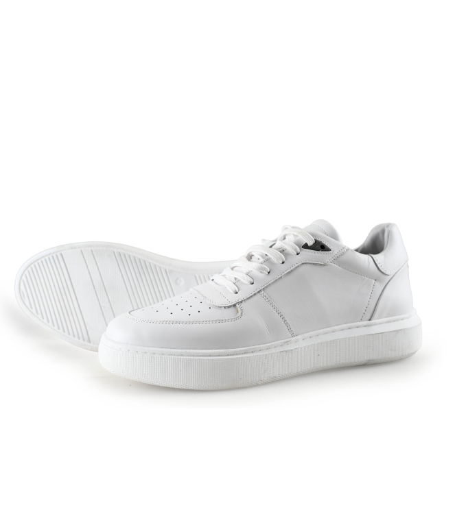 Manfield Sneakers