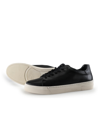 Manfield Sneakers