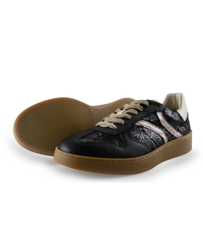 Manfield Sneakers