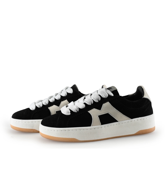 Manfield Sneakers