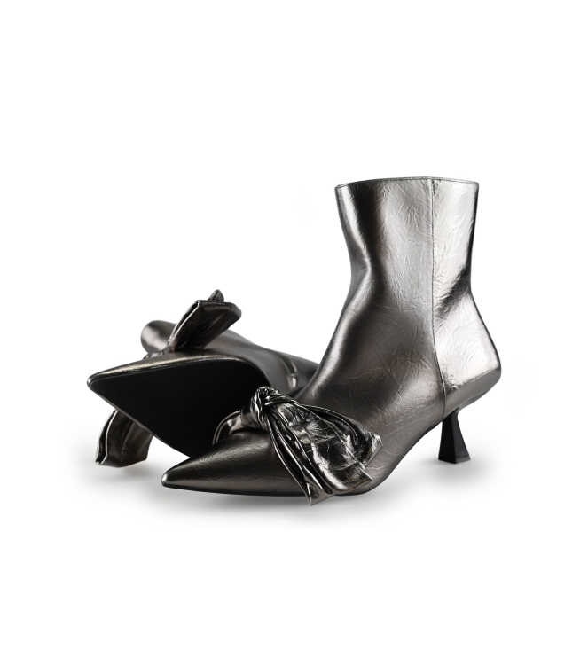 Sacha Pumps