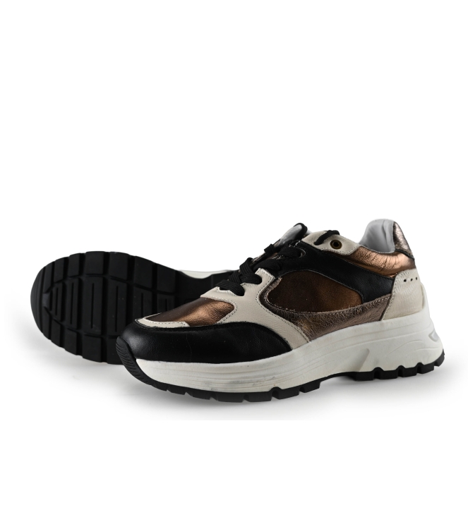 Manfield Sneakers