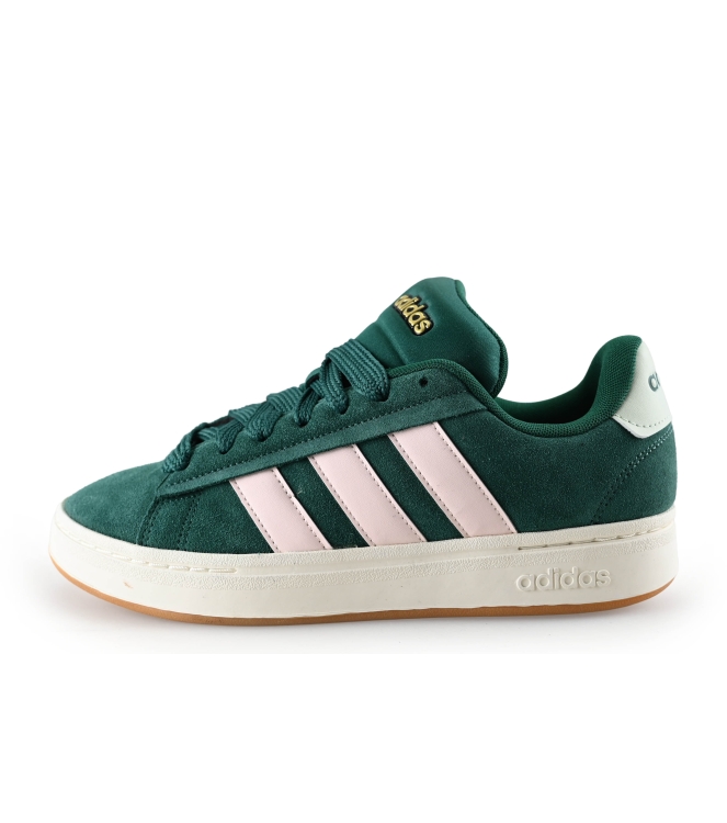Adidas Sneakers