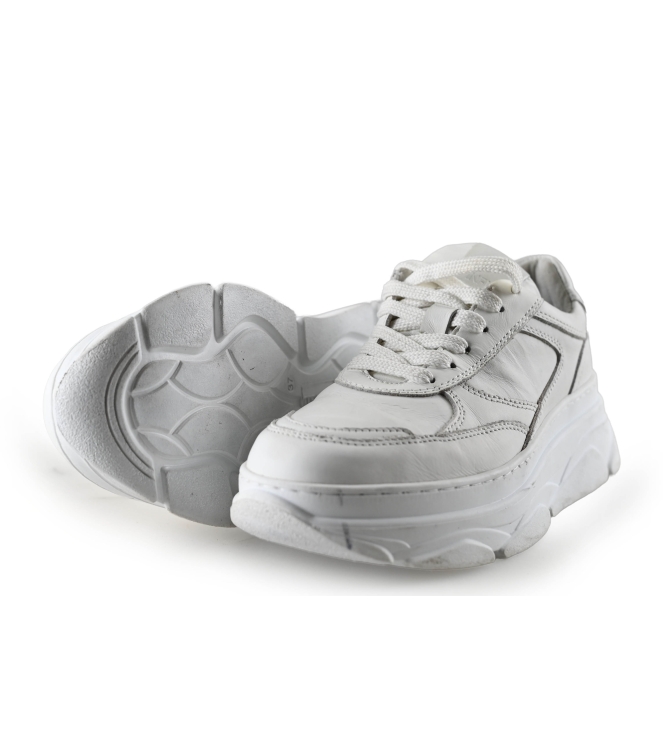 Manfield Sneakers