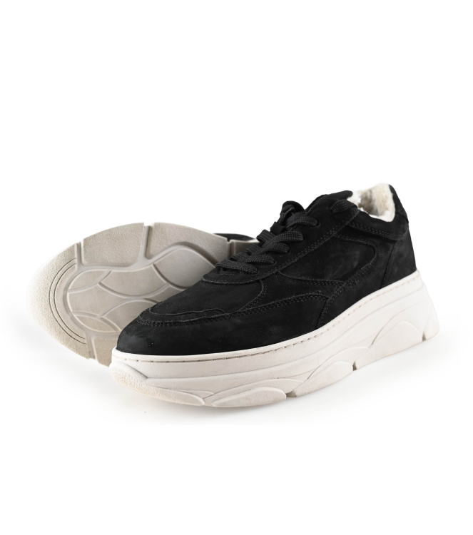 Manfield Sneakers
