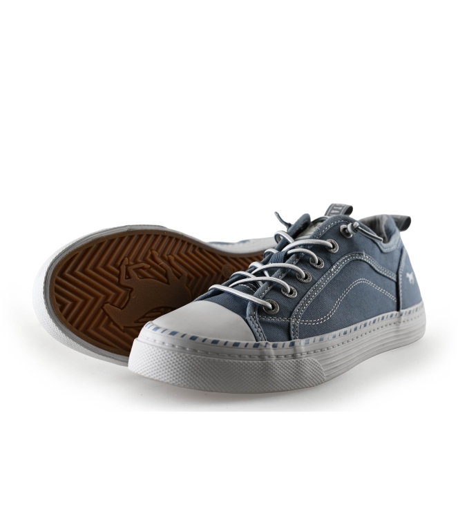 Mustang Sneakers