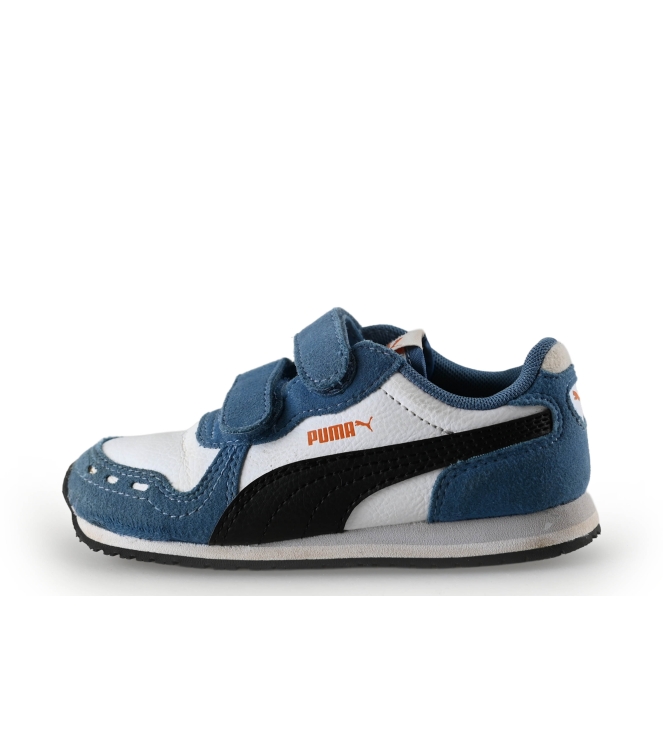 Puma Sneakers
