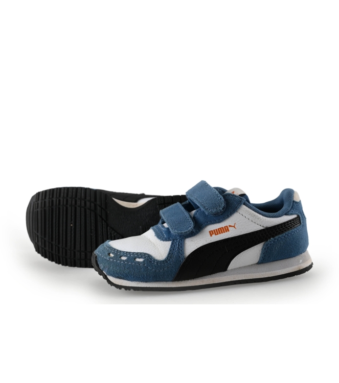 Puma Sneakers