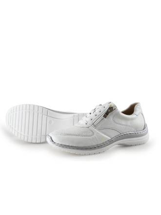 Caprice Sneakers