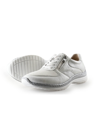 Caprice Sneakers