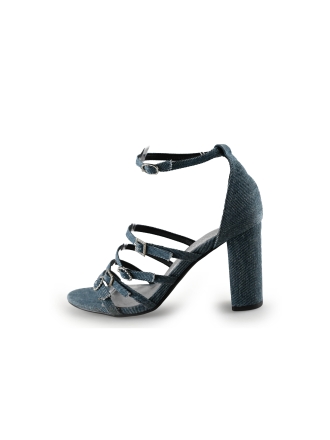Sacha Pumps
