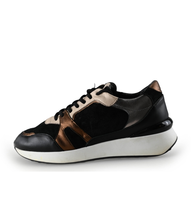 Manfield Sneakers
