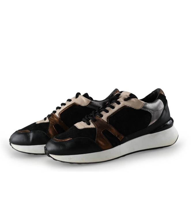 Manfield Sneakers