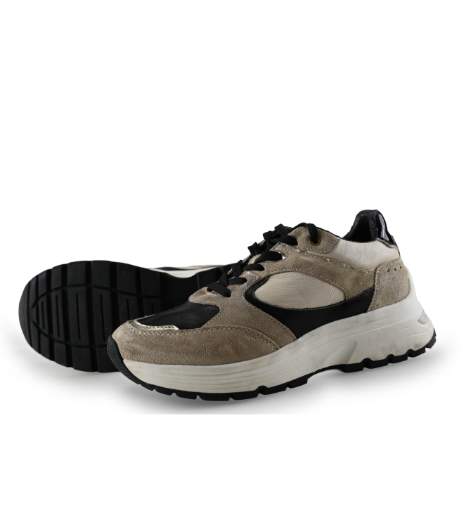 Manfield Sneakers
