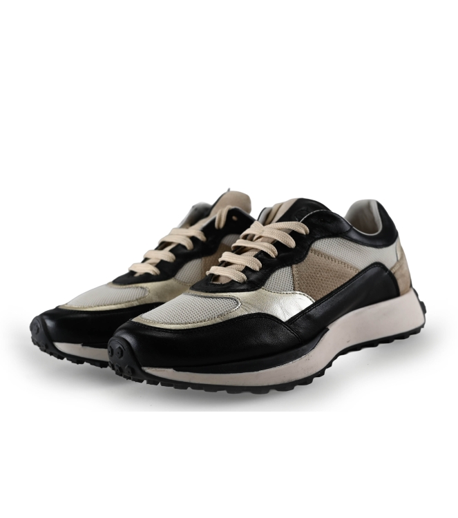 No Stress Sneakers