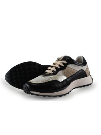 No Stress Sneakers