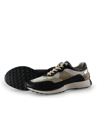 No Stress Sneakers