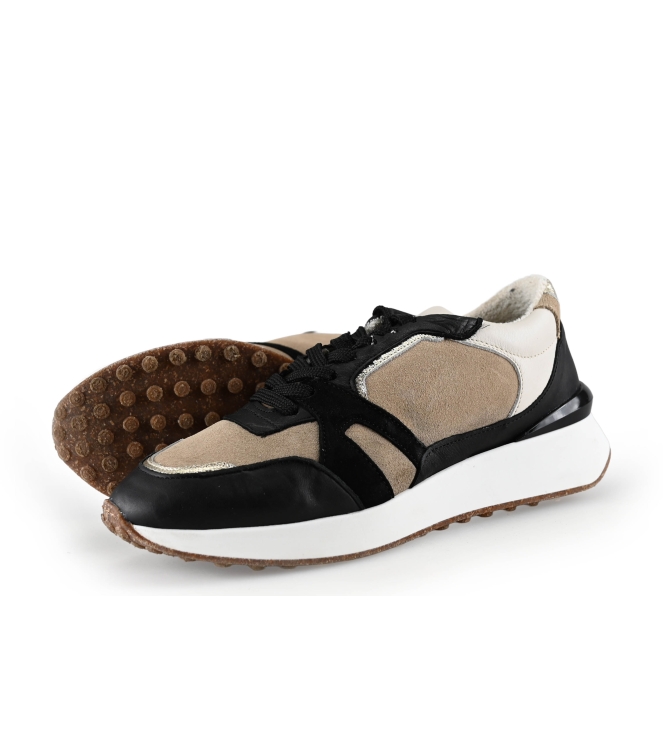 Manfield Sneakers