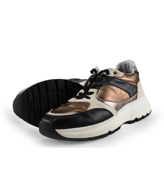 Manfield Sneakers