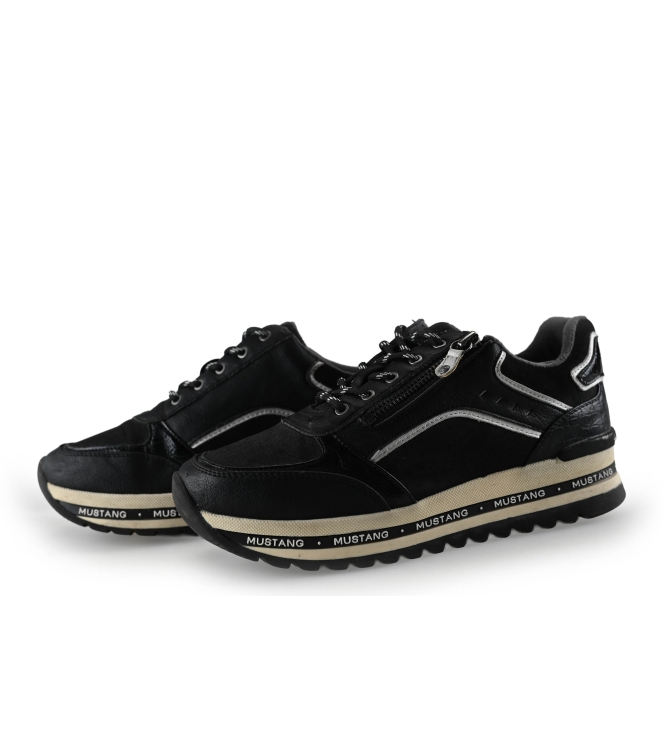 Mustang Sneakers