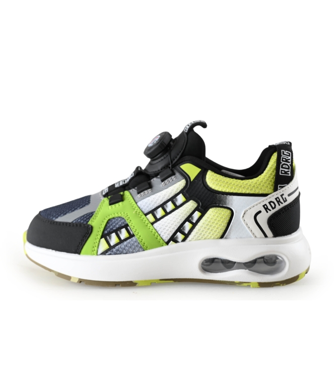 Red-Rag Sneakers