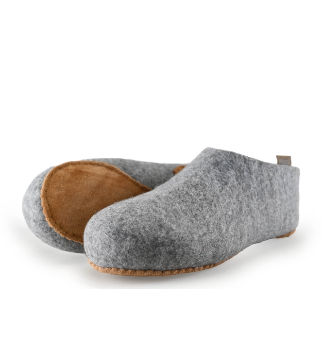 Vivobarefoot barefoot