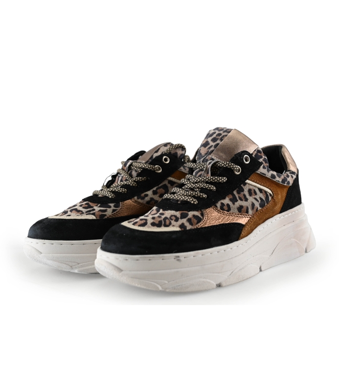 Manfield Sneakers