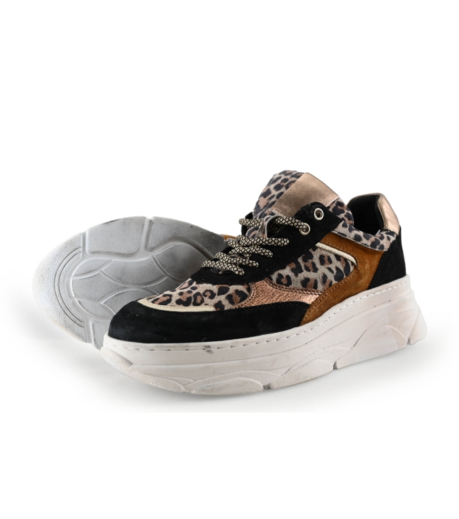 Manfield Sneakers