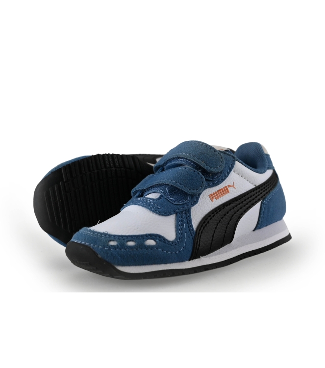 Puma Sneakers