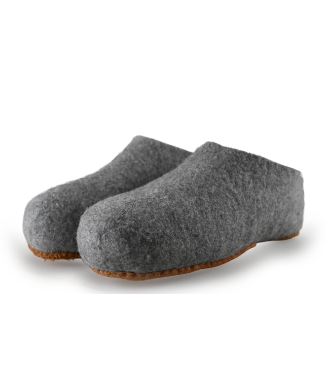 Vivobarefoot barefoot