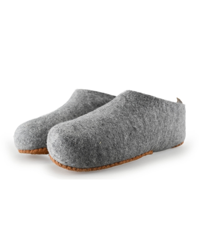 Vivobarefoot barefoot
