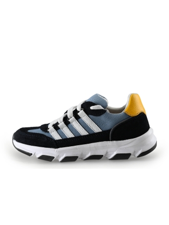DSTRCT Sneakers