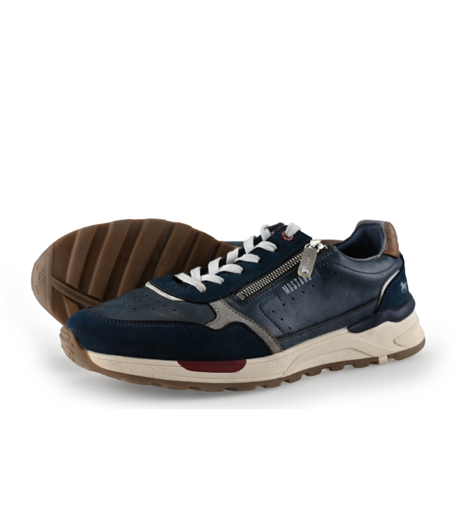 Mustang Sneakers