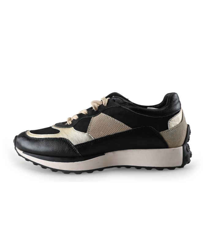 Manfield Sneakers