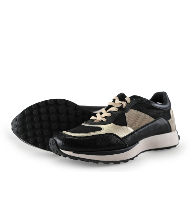 Manfield Sneakers