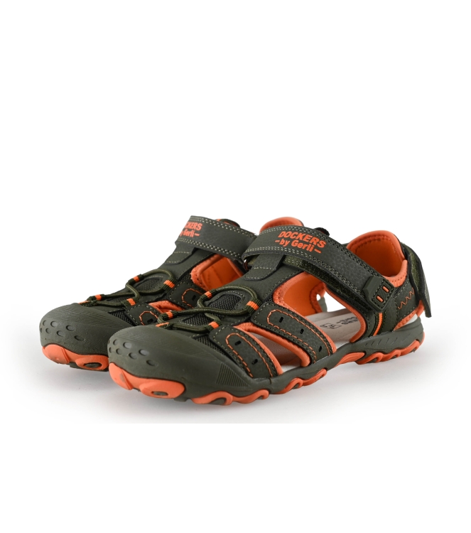 Bata Sandalen