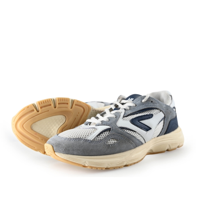 Hub Sneakers