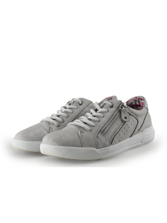 95rock Sneakers